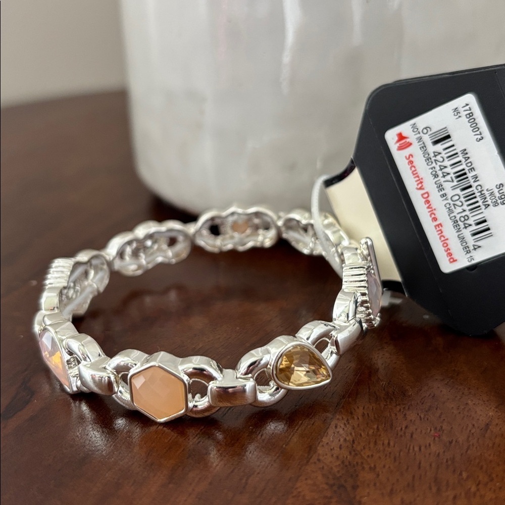Napier Silvertone Stretch,hexagon,teardrop acrylic stones,topaz,peach,light pink - Picture 3 of 6